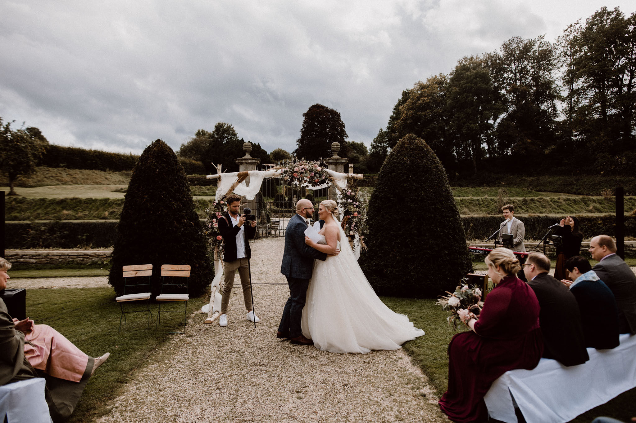 Hochzeitsvideograf-koeln-duesseldorf-nrw-heiraten-hochzeitsvideos-jochen-pries-duesseldorf Hochzeitsvideograf-koeln-duesseldorf-nrw-heiraten-hochzeitsvideos-jochen-pries-duesseldorf